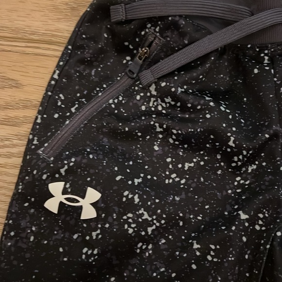 Youth small under armour jogger pants - Picture 2 of 5
